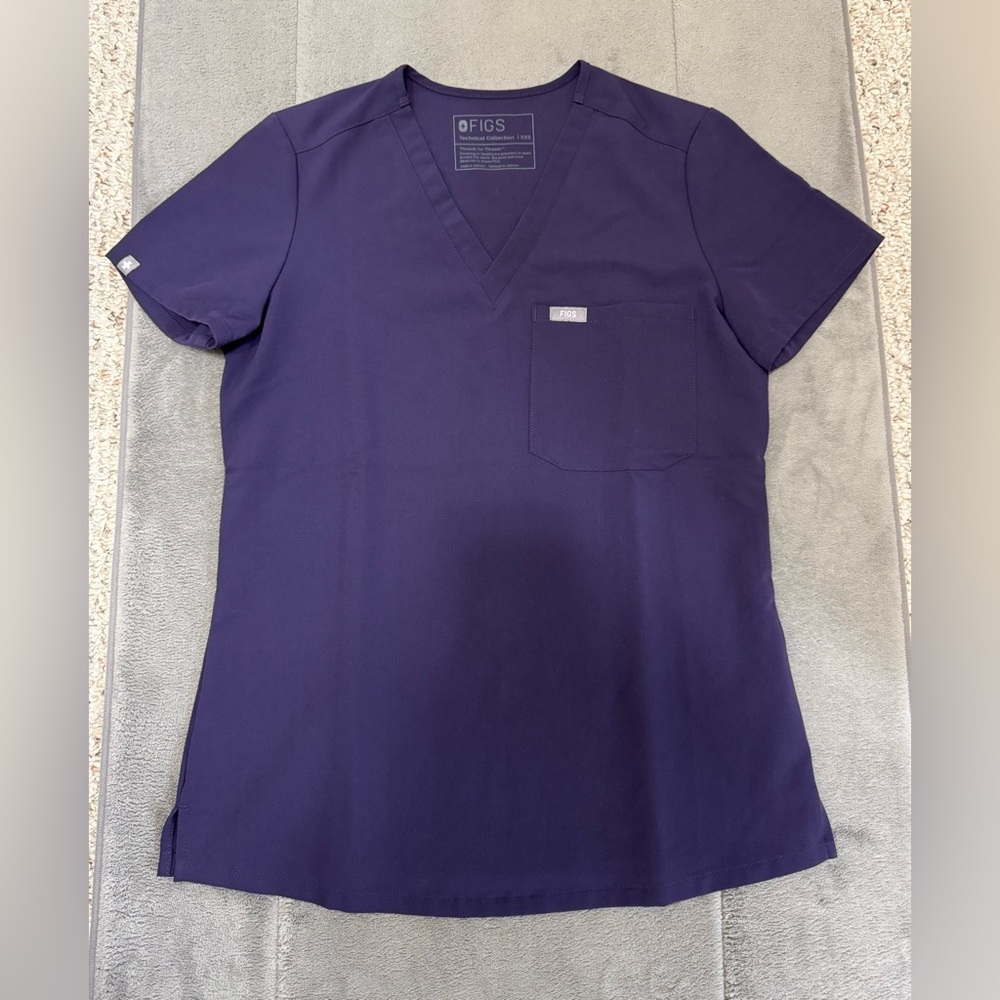 FIGS Catarina Scrub Top in Purple Shadow PO 2197 Size XXS
